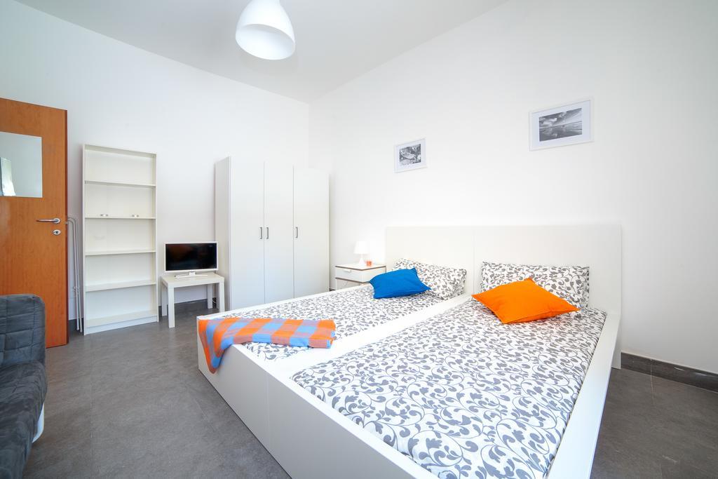 Ponte Tiberio Apartment 里米尼 外观 照片