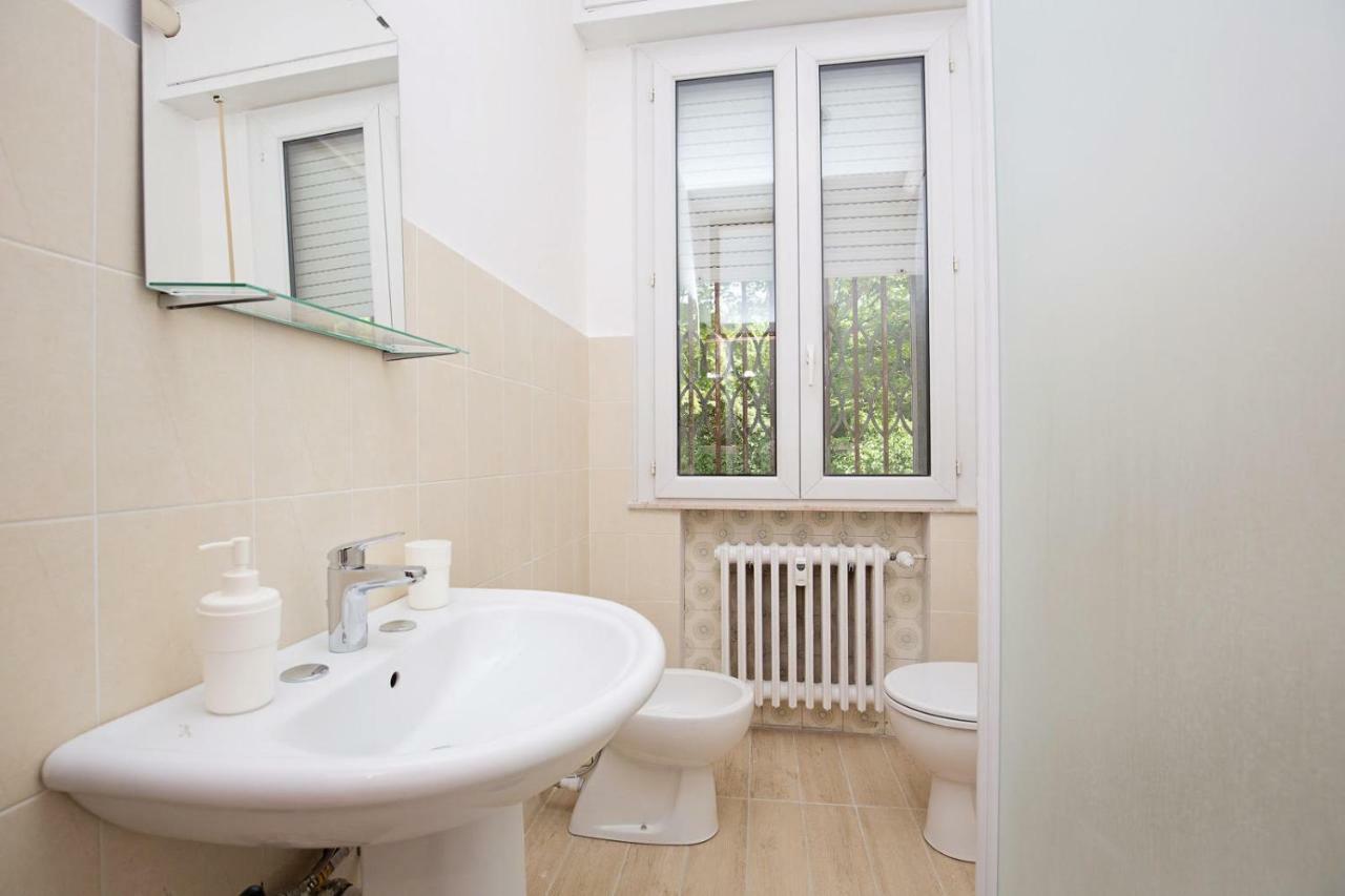 Ponte Tiberio Apartment 里米尼 外观 照片